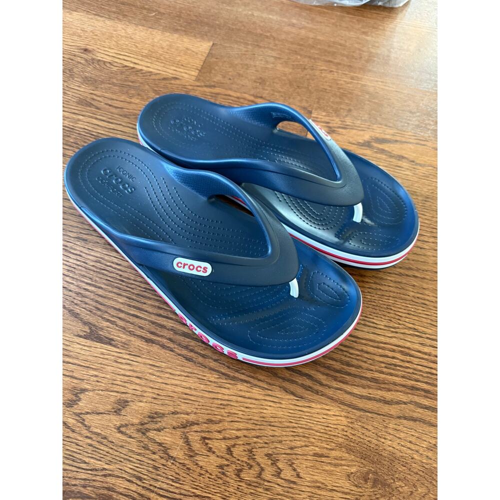 NWOT Crocs Bayaband Flip Flop